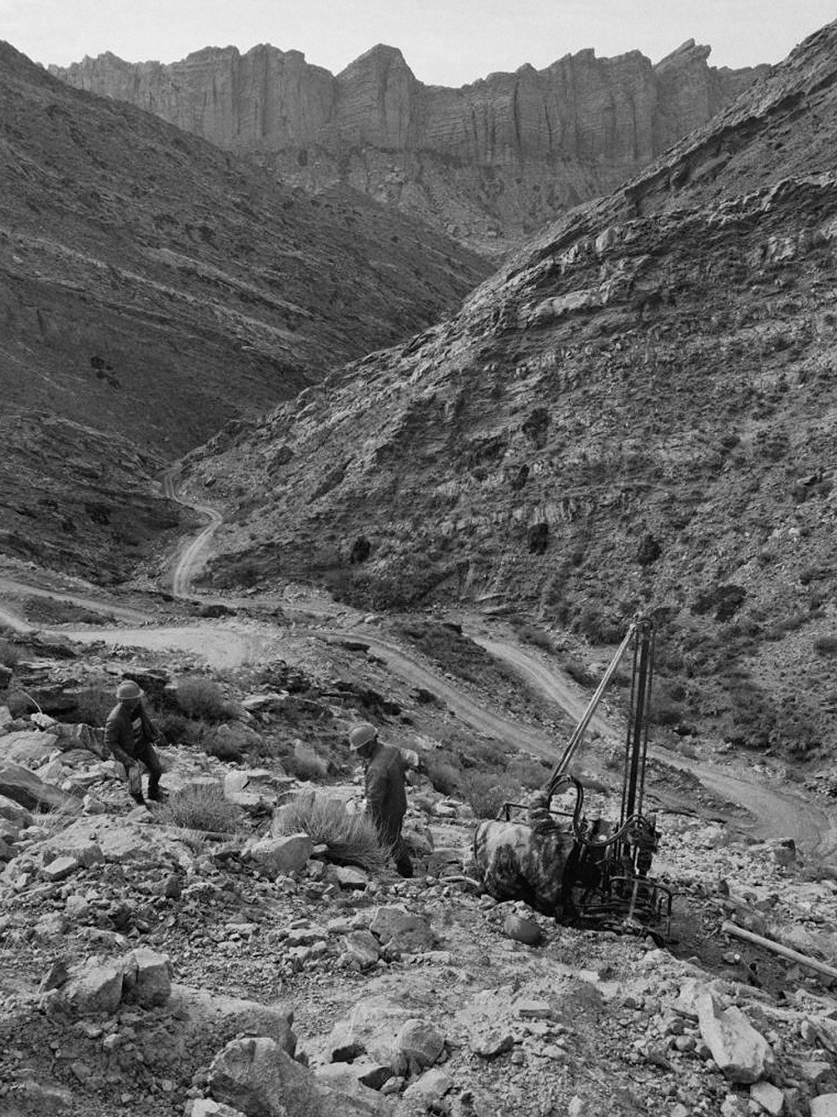 1747641832189894.jpg 22.jpg