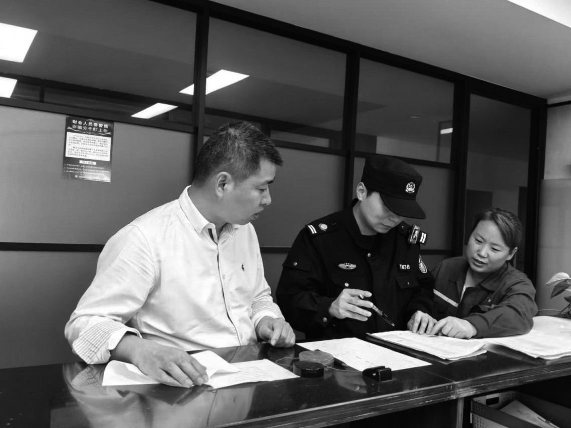 1748505772649299.jpg 1748505772649299.jpg