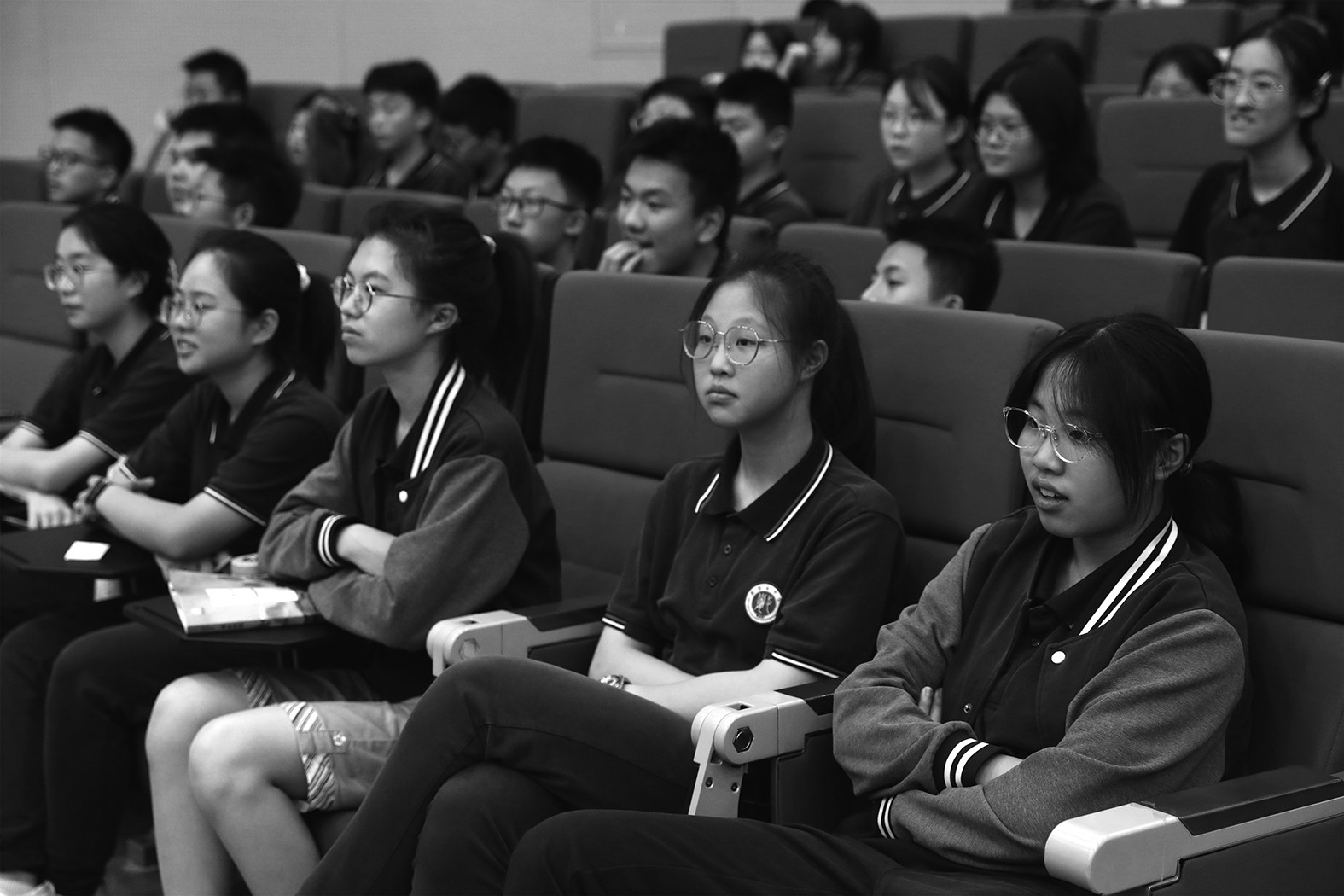 1750667002222501.jpg 1750667002222501.jpg