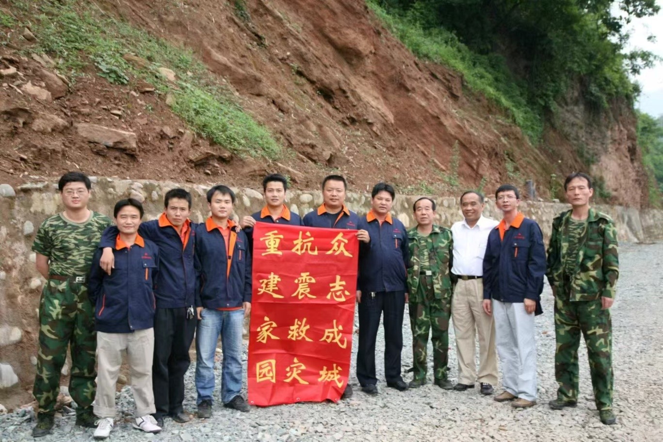 1752204069589668.jpg 1752204069589668.jpg